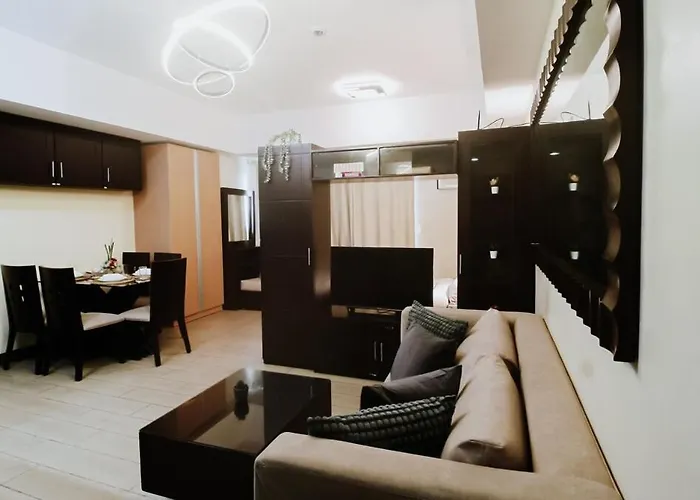 Venice Stay! Free Amenities, Steps To Grand Canal Apartment Manila