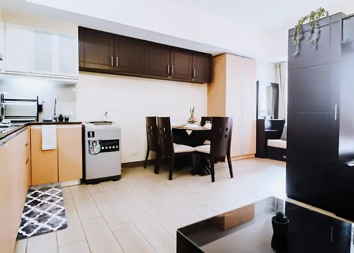 Venice Stay! Free Amenities, Steps To Grand Canal Apartment Manila