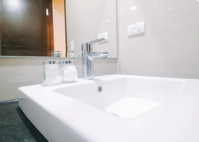Venice Stay! Free Amenities, Steps To Grand Canal Apartment Manila